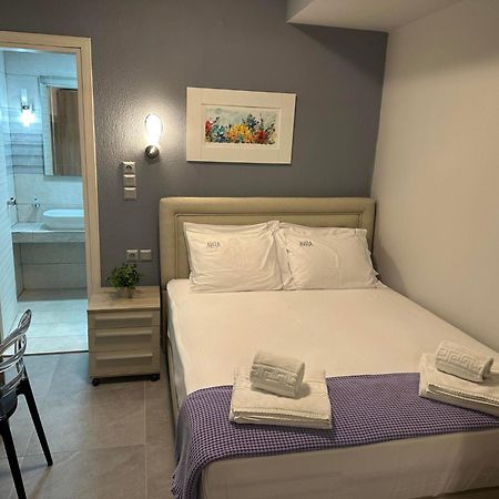נאה פוטידאה Avra Comfort Rooms מראה חיצוני תמונה