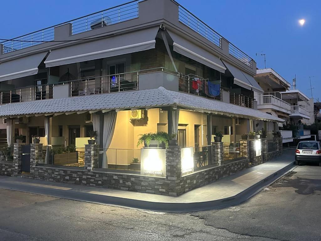 נאה פוטידאה Avra Comfort Rooms מראה חיצוני תמונה