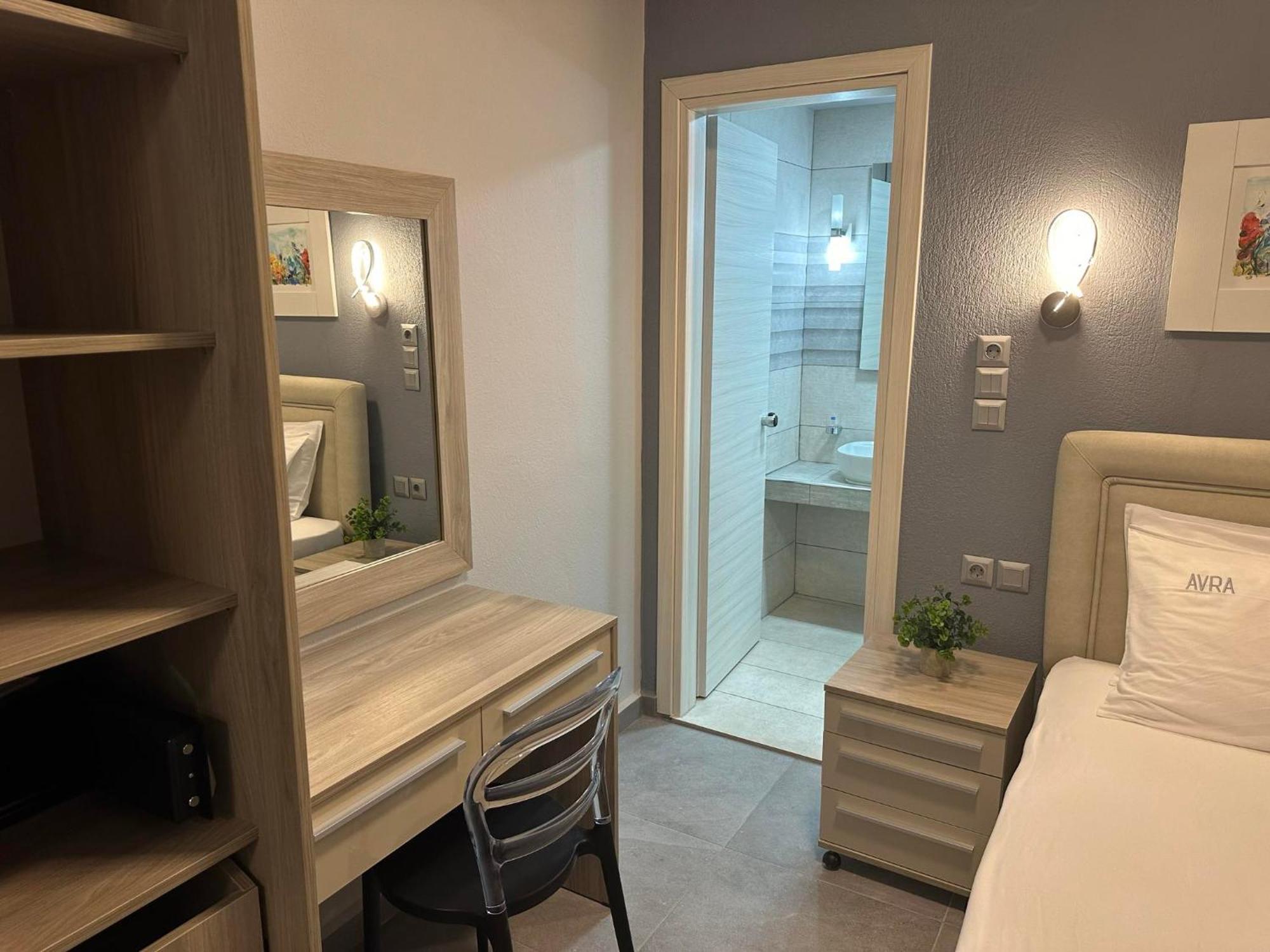 נאה פוטידאה Avra Comfort Rooms מראה חיצוני תמונה