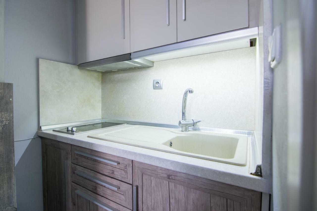 נאה פוטידאה Avra Comfort Rooms מראה חיצוני תמונה