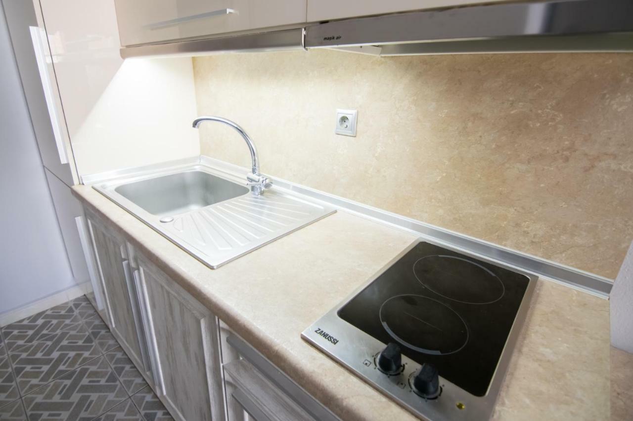 נאה פוטידאה Avra Comfort Rooms מראה חיצוני תמונה