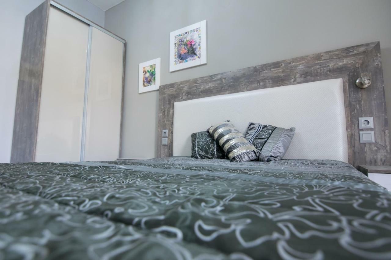 נאה פוטידאה Avra Comfort Rooms מראה חיצוני תמונה